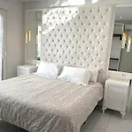 Mi Capricho B12 -Luxury Beachfront Apartment- Costa Del Sol