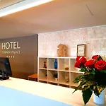 Hotel Canada Palace