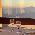 Santuari Mare De Deu Del Mont Restaurant-Hostatgeria