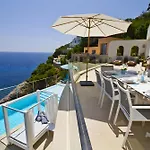 Villa Blanca