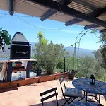 Vine Ridge Studio And Apartment