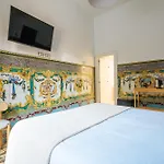 Apartamentos El Escondite de Triana
