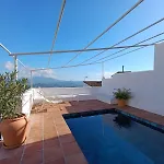 Beautiful Villa With Pool And Views
