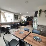 Apartamentos Cala Azul La Móra