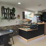 Apartamentos Cala Azul La Móra