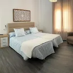 Apartamento En Urbanizacion Residencial - Roble, 5