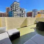 fuengirola centro con gratis parking privado con gran terraza cerca playa