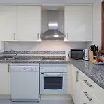 2290-Apt With Terrace Sea View And Pools