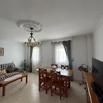 Piso de 3 habitaciones con excelente ubicación en Vejer