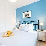 Amazing City Center Apartment