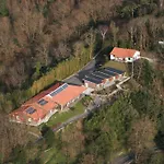 Albergue/Auberge Ulia Youth Hostel