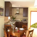 Apartamentos Vista Real