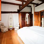 Moana Surf Hostel