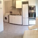 Modern Apartment Close Las Vistas