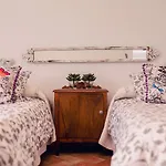 La Casa De Bobadilla Vivienda Turistica De Alojamiento Rural