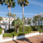 Marina Real 124