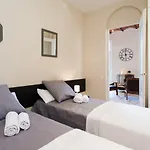 Key Plaza Cataluna Bliss