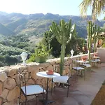 Cortijo de la Media Luna