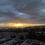 Apartment Malibu Park With Ocean View