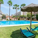 Charming Apartment On The Beach - Pool And Parking