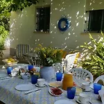 Chalet Junto Playa Y Centro