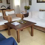 Chalet Junto Playa Y Centro