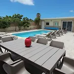 Viva Tropical