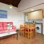 Luminous Alhambra View Apartment In Albayzin