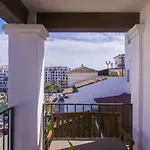 Duquesa Seaview marina
