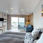 Cosy 0Cean Vew Studio