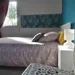 Casa Luz Del Faro Bed & Breakfast