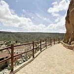 Cueva Alcázar