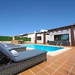 5 Star Luxury Villa, Private Heated Pool, Golf & Sea Views.