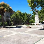 Casa Valientes B - Free Private Parking, Patio, Wifi & Ac