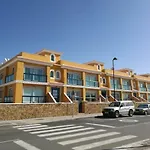 Vida Cotillo - No Stress Holidays