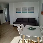 Apartamento en urbanización Algaida en primera línea de playa