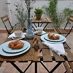 Los Patios, Apartamentos Turísticos