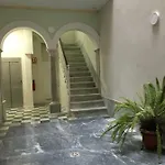 Apartamento Nuevo En Casa Tipo Palacio