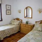 Las Buganvillas