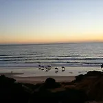 Luminoso apartamento en playa las redes, entorno natural pinares y dunas. Wifi