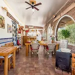 Dos Alamos B&B