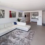 Modern Frontline Puerto Banus Apartment M2
