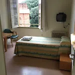 Apartamentos Montserrat Abat Marcet