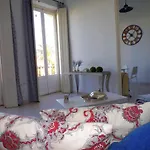 Casa Pepa- Vistas a histórica y céntrica plaza