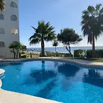 Apartament Aguamarina On The Beach Front
