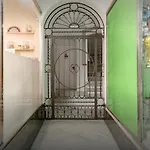 Diseno Y Confort Junto A La Catedral