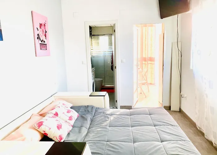 Bonito Estudio Recien Reformado, A 500 Metros De La Playa