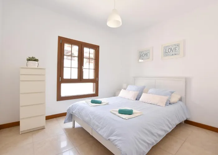 Lighthouse Villa - Private Pool -