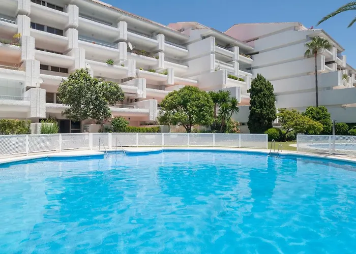 Jardines Del Mar Apartments