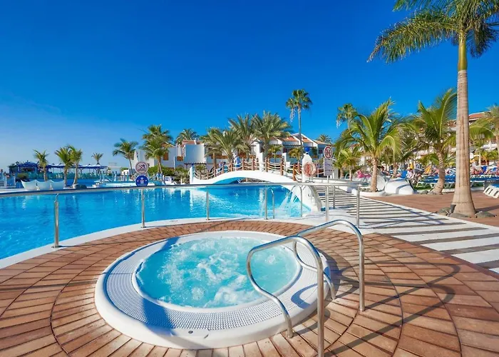 Parque Santiago III beach&all amenities